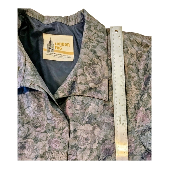 Vintage London Fog Womens Trench Coat Size 10P - Picture 10 of 14